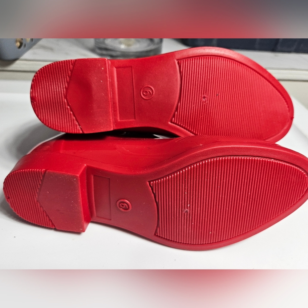 New Women Raindrop Rain Boot -Red Spring step shoes Size 6 - Picture 5 of 5